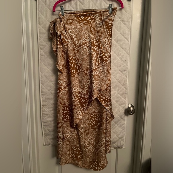 LIKE NEW Dress Forum Paisley Wrap Skirt - Picture 3 of 5